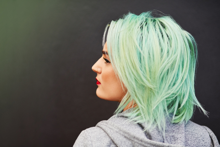 woman with teal hair